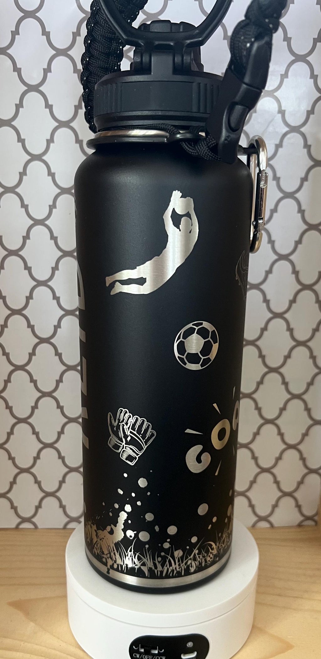40oz Engraved Soccer Tumbler – Personalized Name Cup – Soccer Coach Gift – Custom Player Water Bottle – Sports Team Gifts